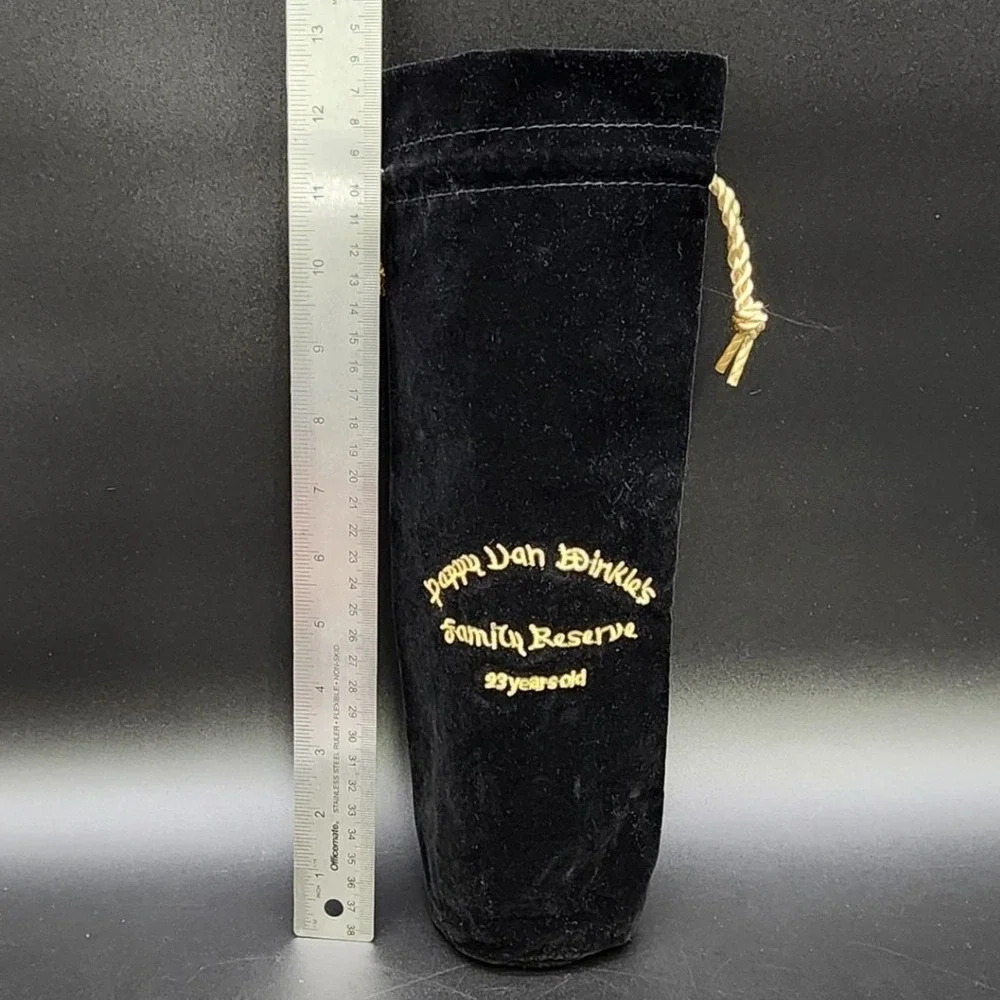 Pappy Van Winkle Black Velvet Bottle Bag Family Reserve 23 Year Bourbon Pouch